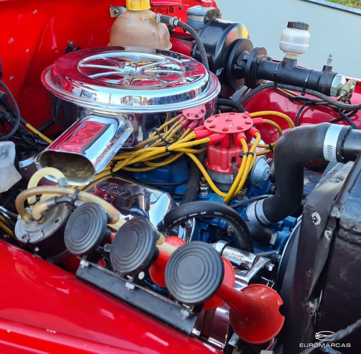 BYD Willys V8