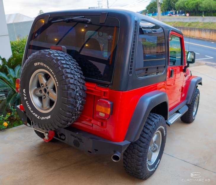 Jeep Wrangler Sport 4X4